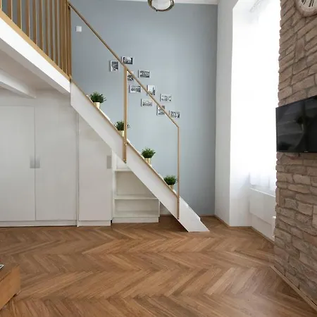 Standard By Hi5 - Rákóczi 23 Apartament *